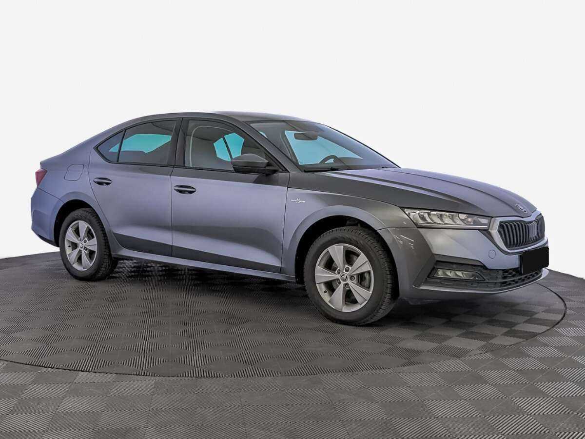 Skoda Octavia 2021 года с пробегом. Фото: #2