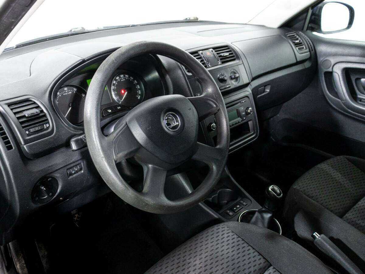 Skoda Fabia 2013 года с пробегом. Фото: #10