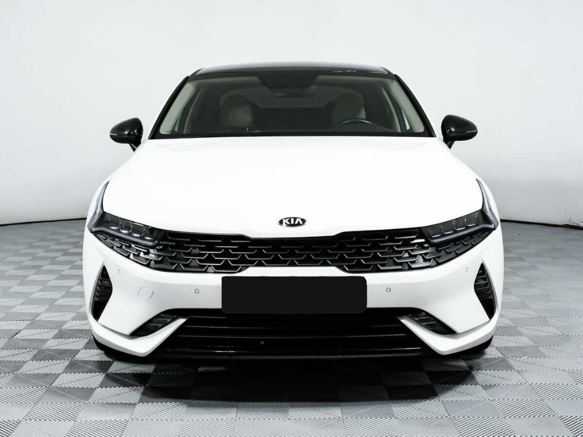 Kia K5 2020 года с пробегом. Фото: #1