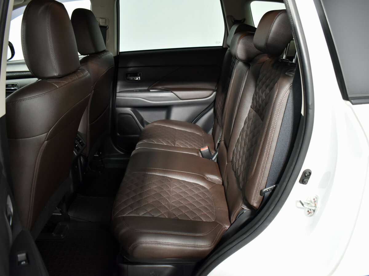 Mitsubishi Outlander 2019 года с пробегом. Фото: #10