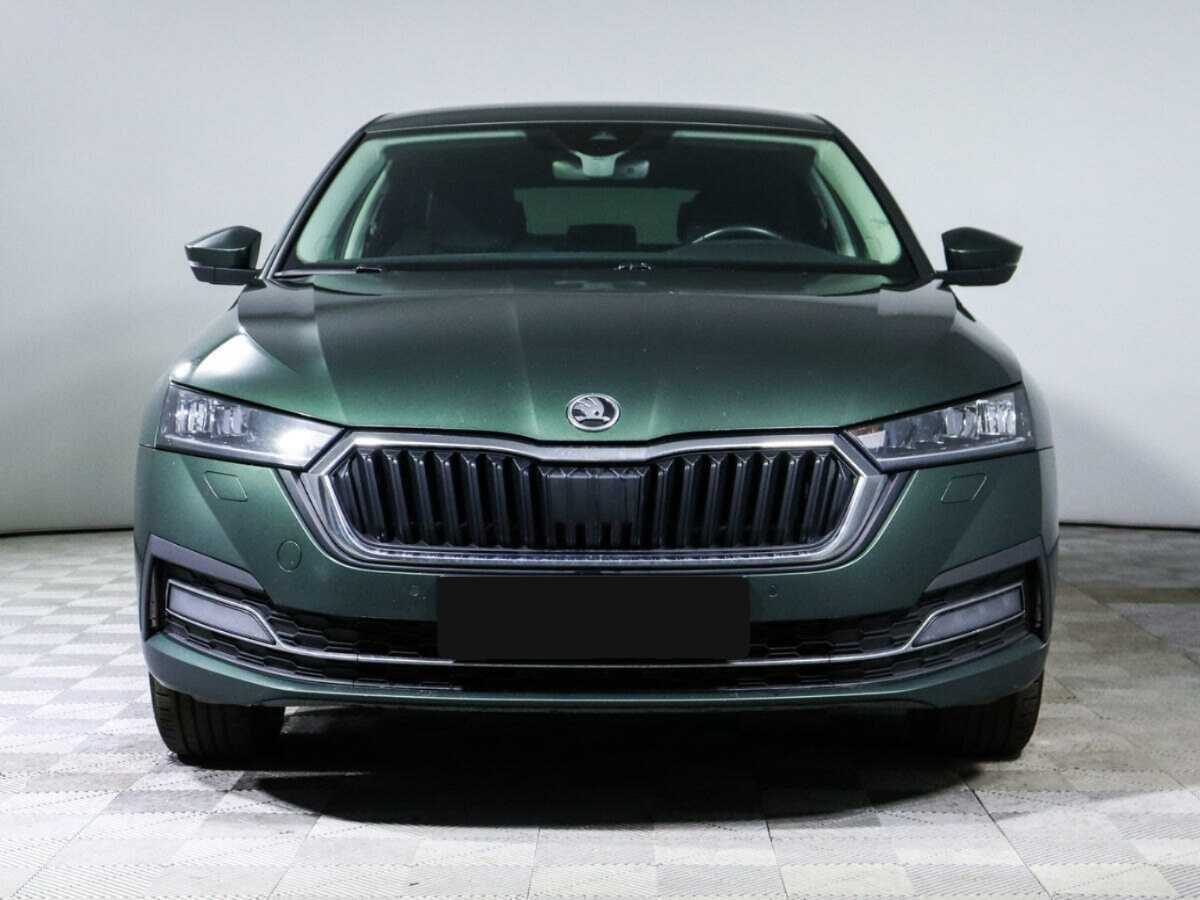Skoda Octavia 2021 года с пробегом. Фото: #1
