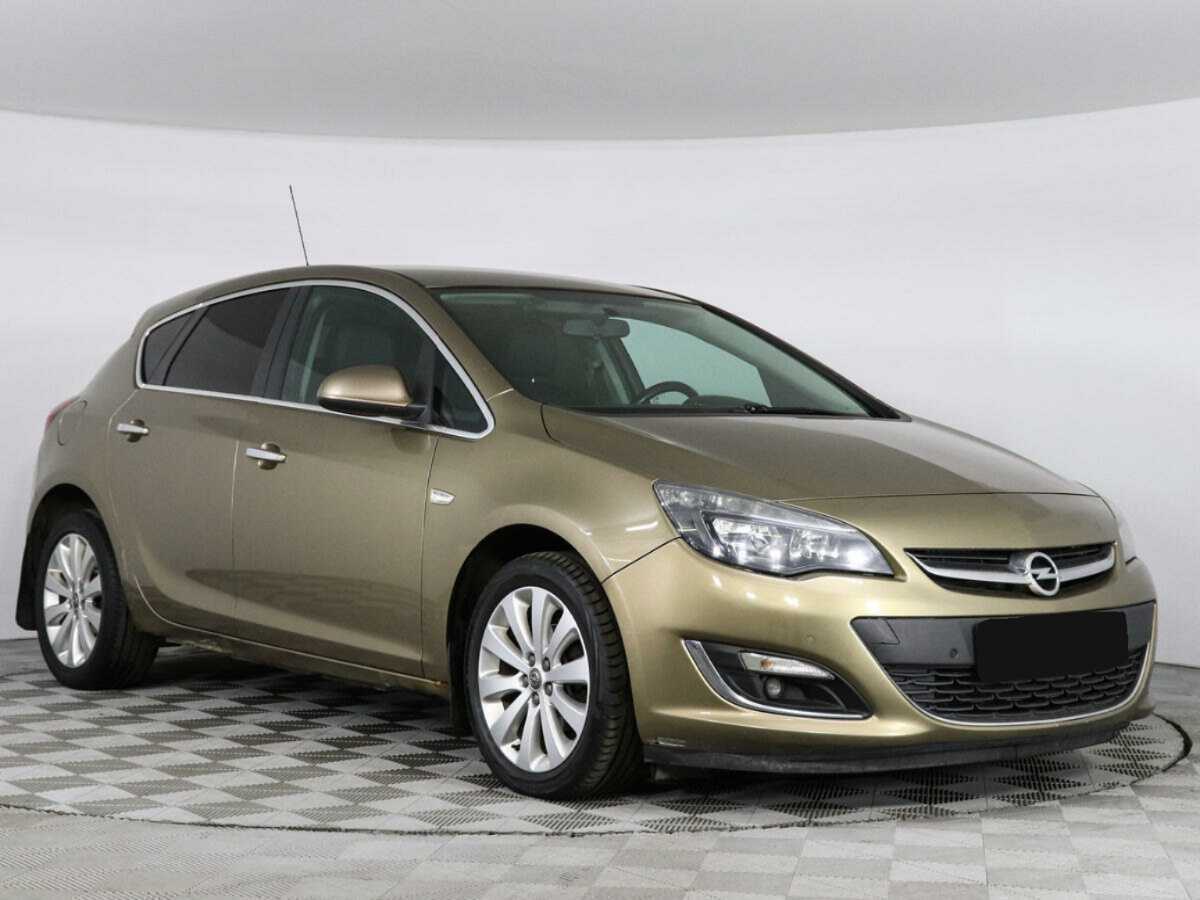 Opel Astra 2014 года с пробегом. Фото: #1
