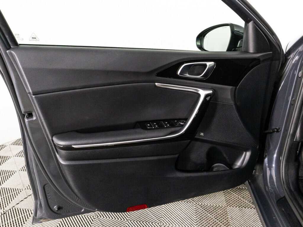 Kia Ceed 2020 года с пробегом. Фото: #25