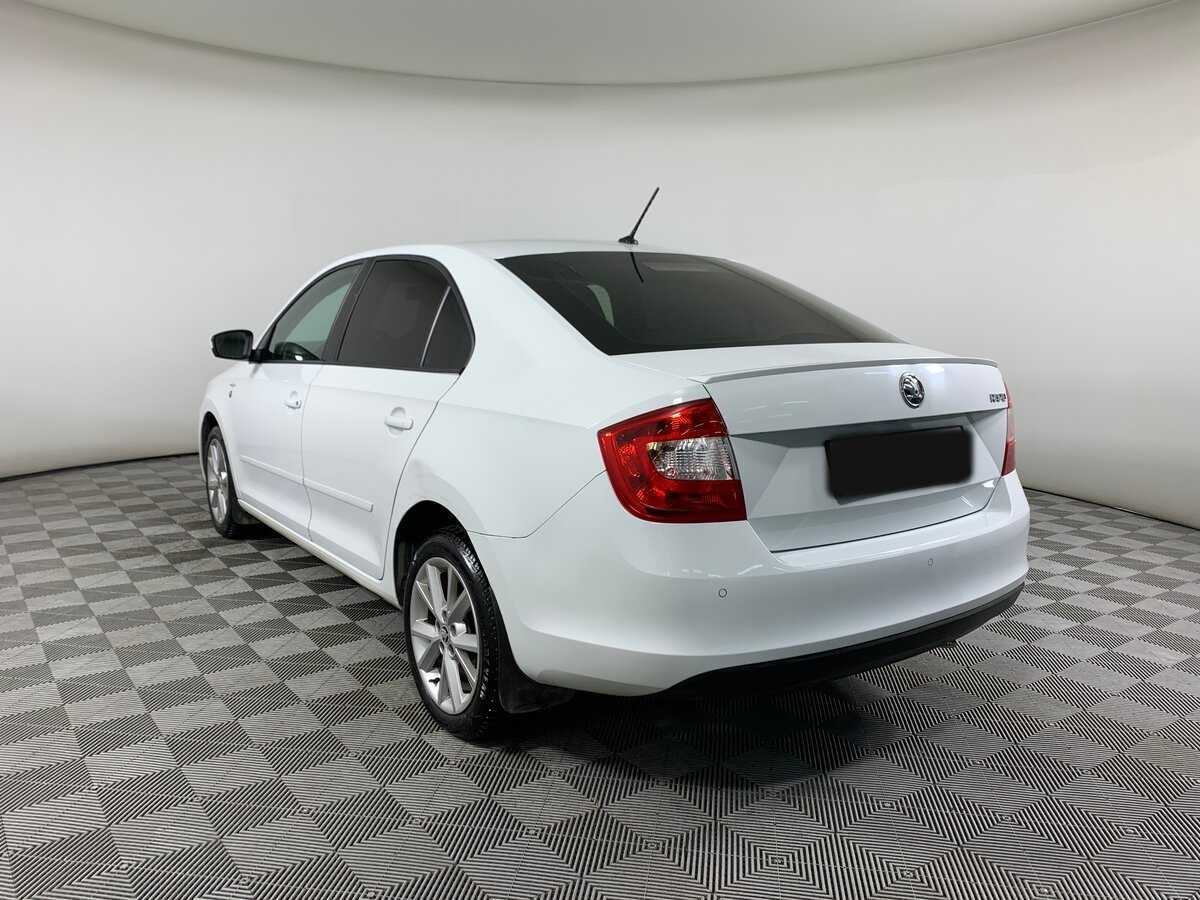 Skoda Rapid 2015 года с пробегом. Фото: #6
