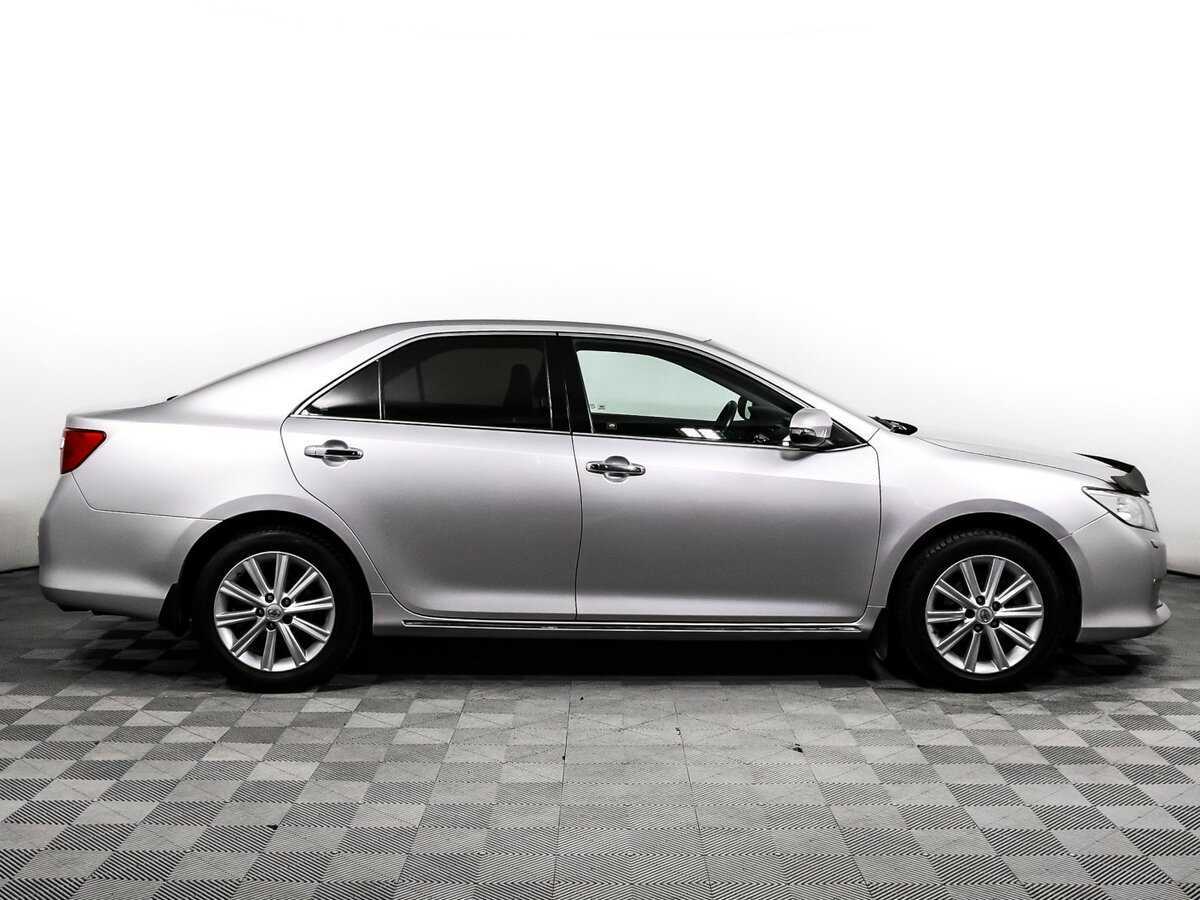 Toyota Camry 2014 года с пробегом. Фото: #3
