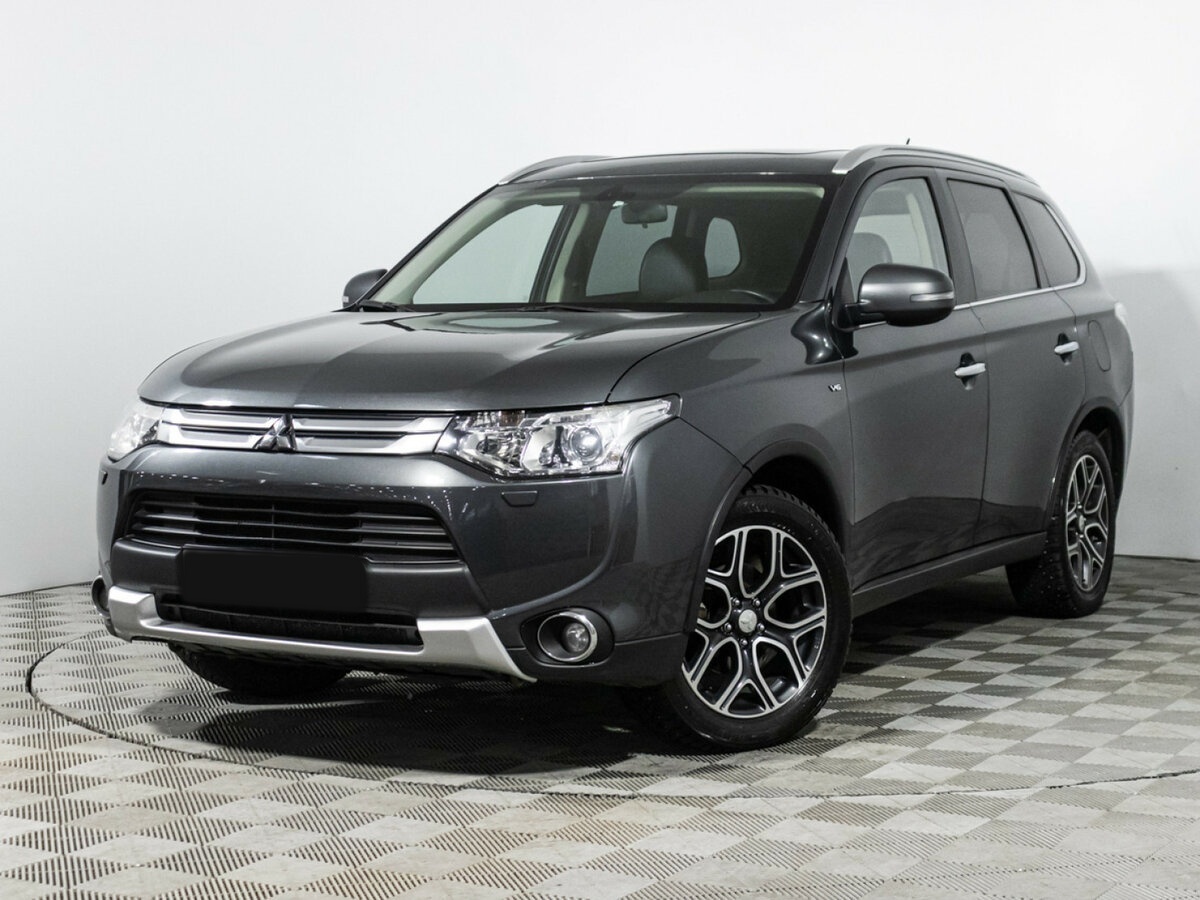 Mitsubishi Outlander 2014 года с пробегом. Фото: #0