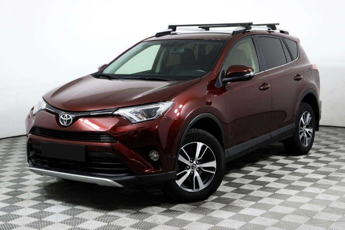 Toyota RAV4 2016 года с пробегом. Посмотреть фото