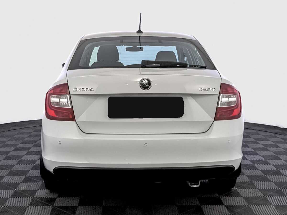 Skoda Rapid 2018 года с пробегом. Фото: #5