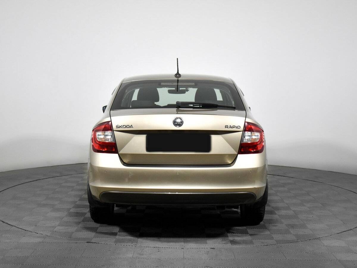 Skoda Rapid 2019 года с пробегом. Фото: #5