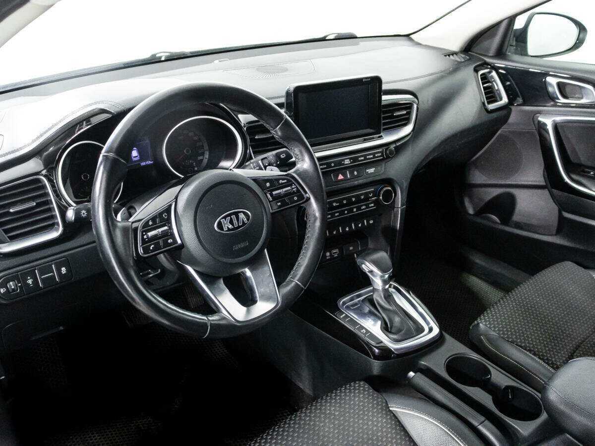 Kia Ceed 2019 года с пробегом. Фото: #10
