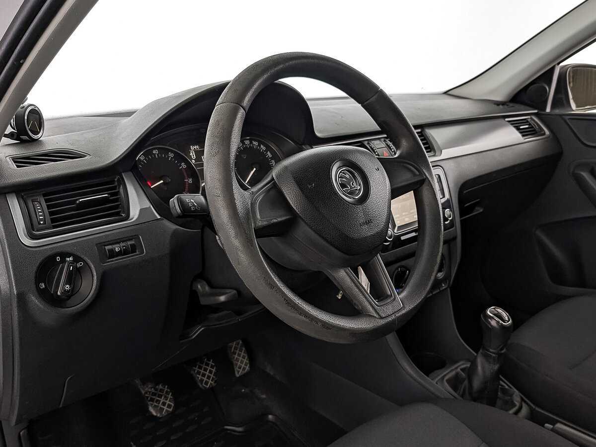 Skoda Rapid 2017 года с пробегом. Фото: #14