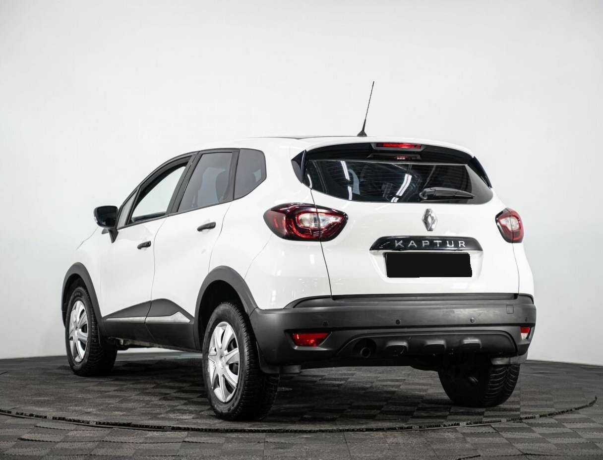 Renault Kaptur 2018 года с пробегом. Фото: #3