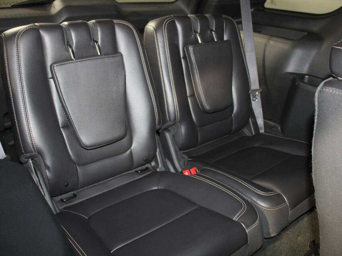 Ford Explorer 2013 года с пробегом. Фото: #7