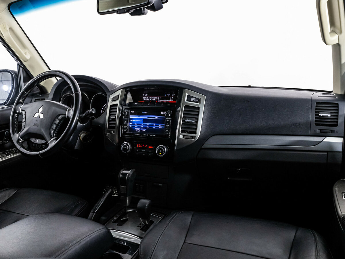 Mitsubishi Pajero 2014 года с пробегом. Фото: #6