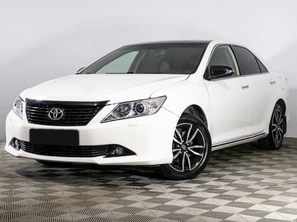 Toyota Camry 2012 года с пробегом. Фото: #0