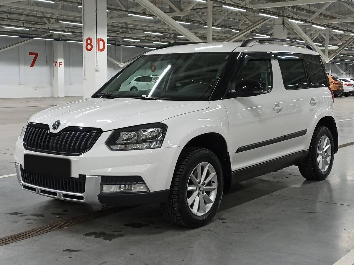 Skoda Yeti 2015 года с пробегом. Посмотреть фото