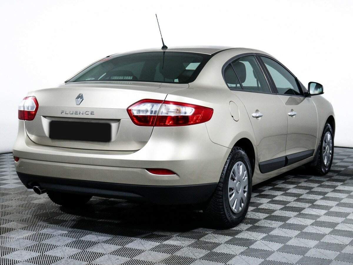 Renault Fluence 2012 года с пробегом. Фото: #3