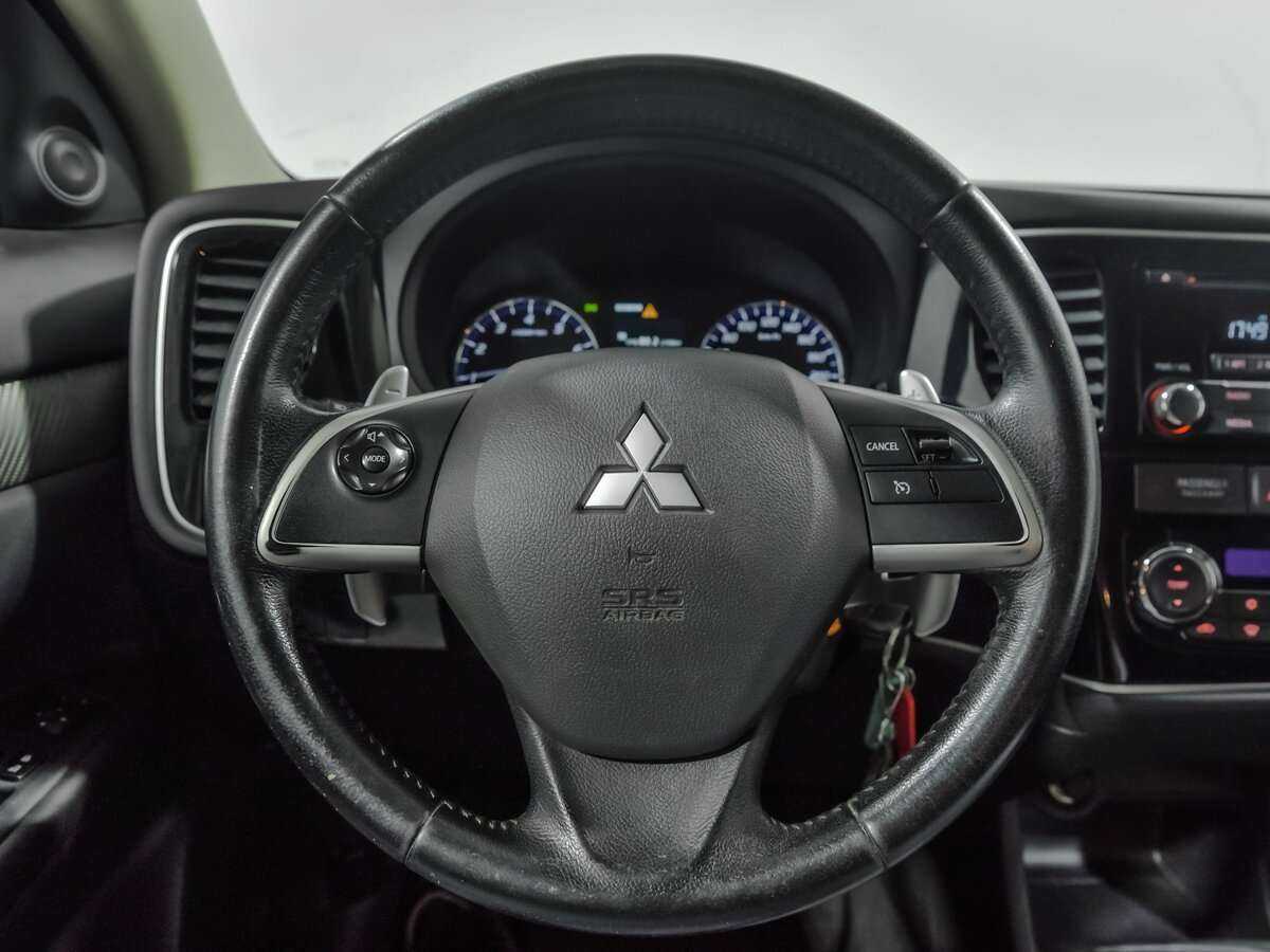 Mitsubishi Outlander 2013 года с пробегом. Фото: #7