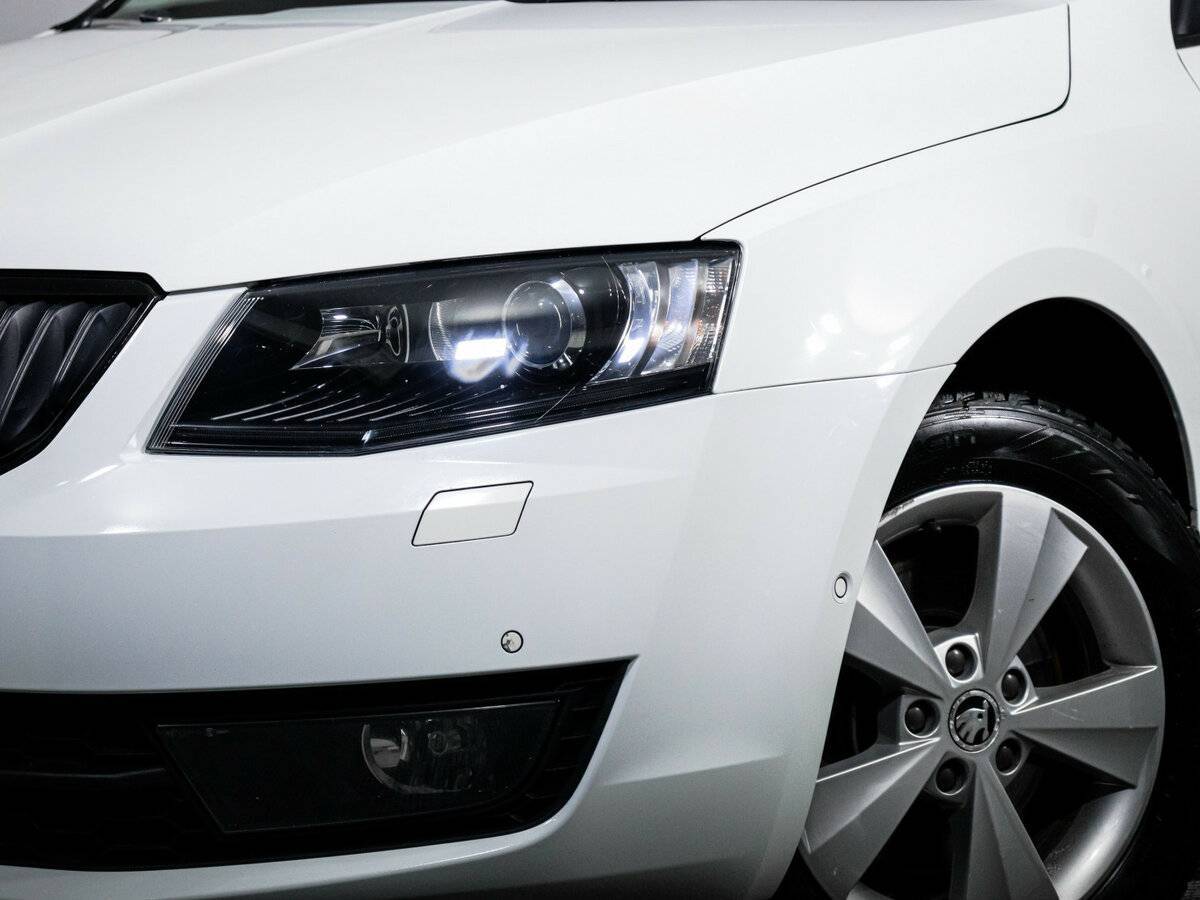 Skoda Octavia 2016 года с пробегом. Фото: #16