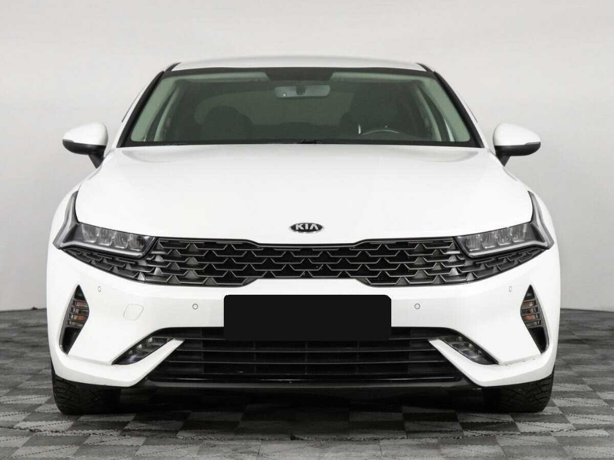 Kia K5 2021 года с пробегом. Фото: #1