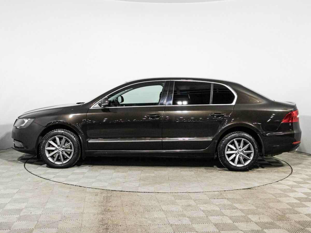 Skoda Superb 2014 года с пробегом. Фото: #7