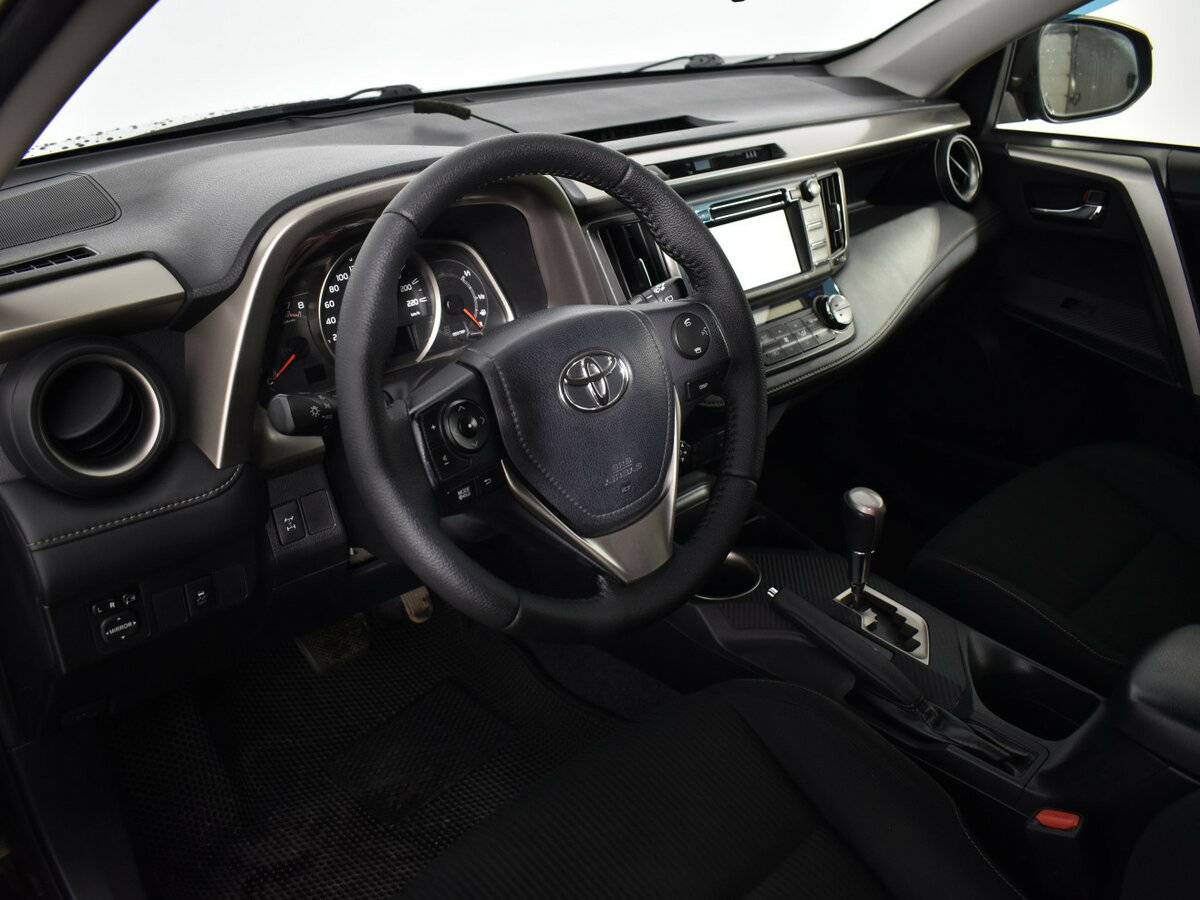Toyota RAV4 2014 года с пробегом. Фото: #8