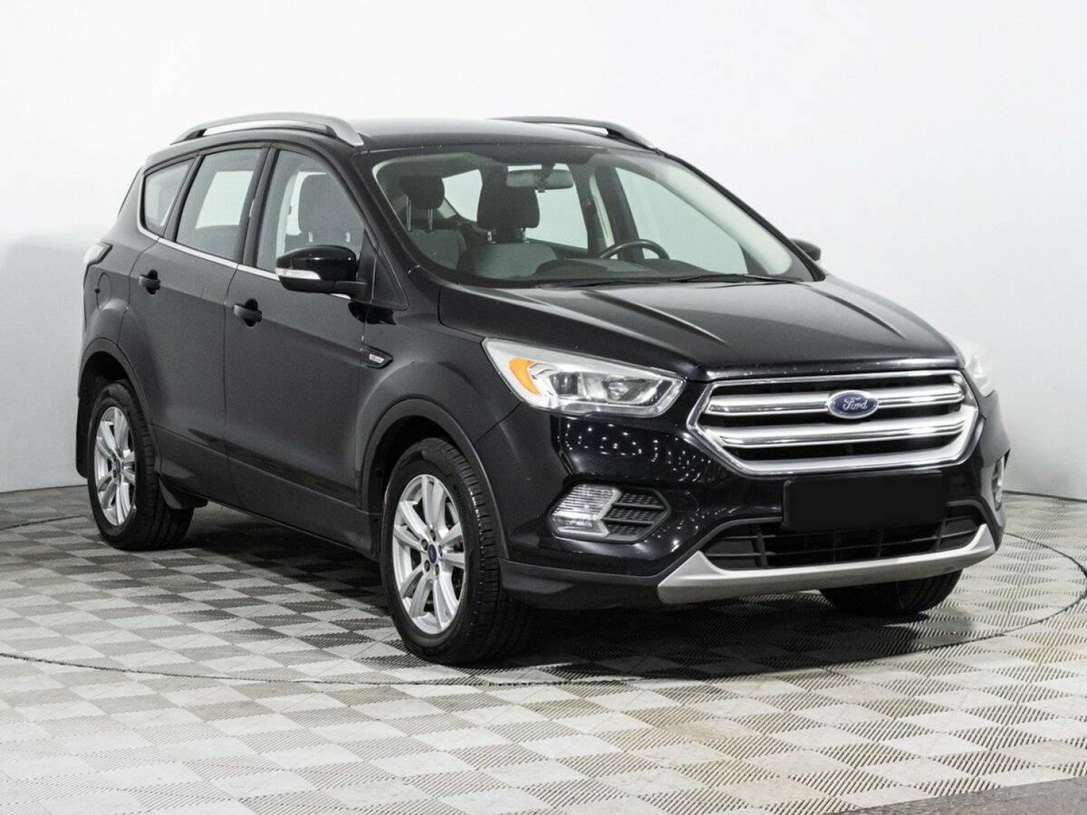 Ford Kuga 2017 года с пробегом. Фото: #2