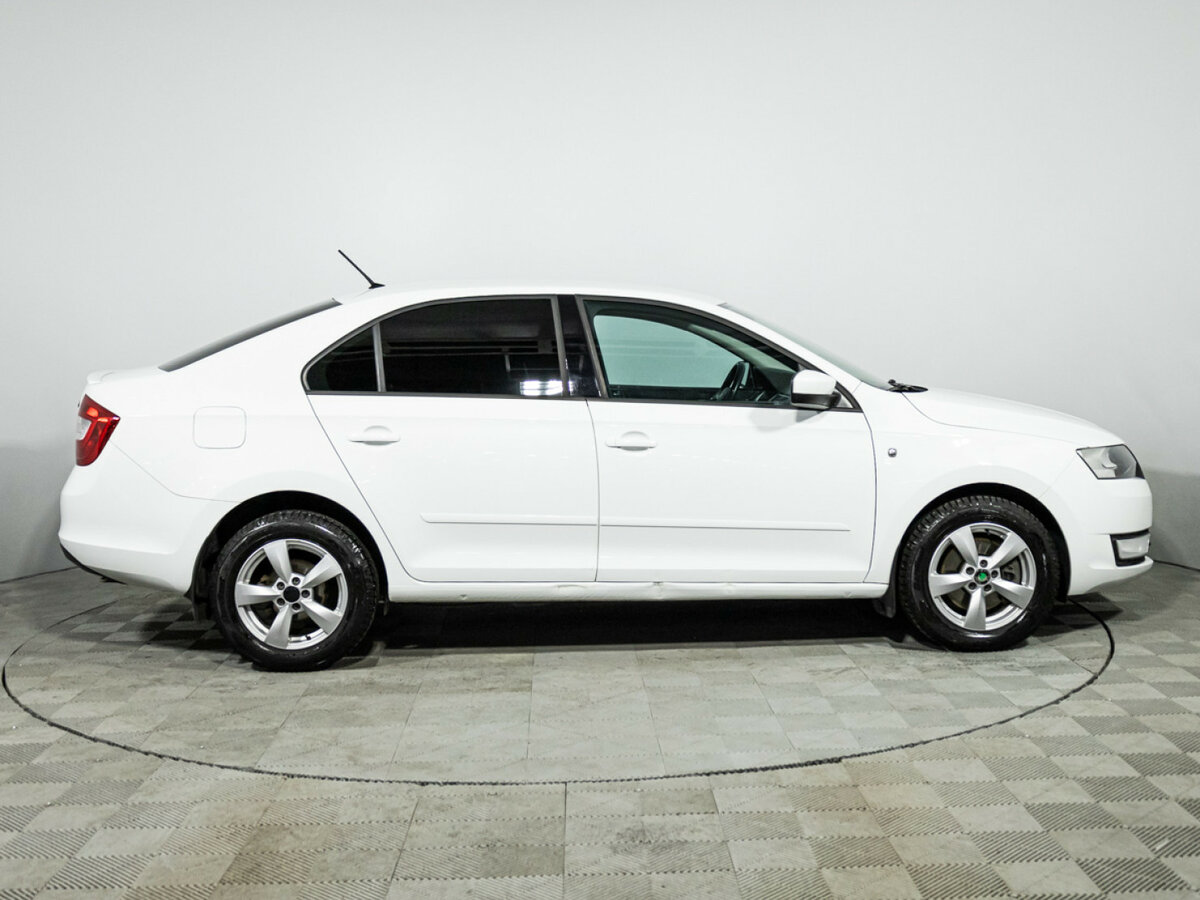 Skoda Rapid 2016 года с пробегом. Фото: #3