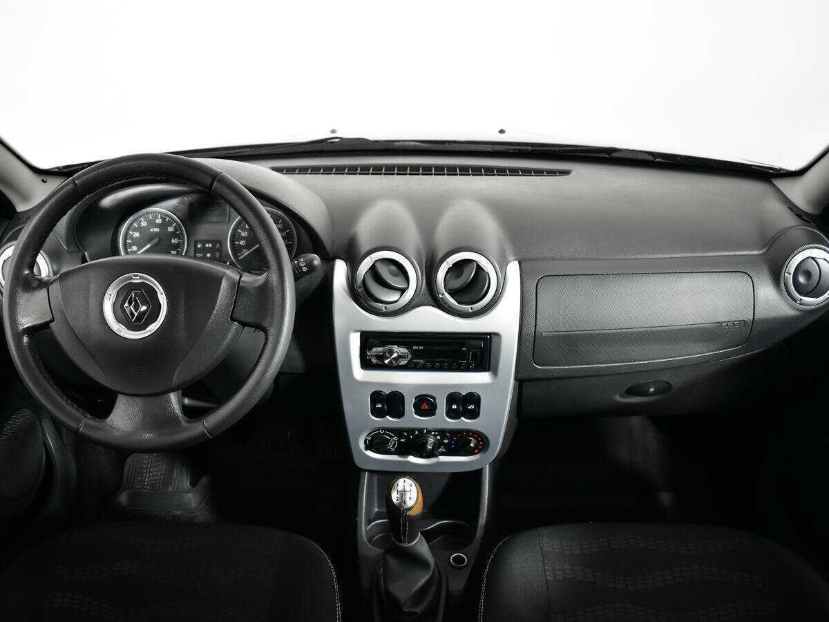 Renault Sandero 2012 года с пробегом. Фото: #11