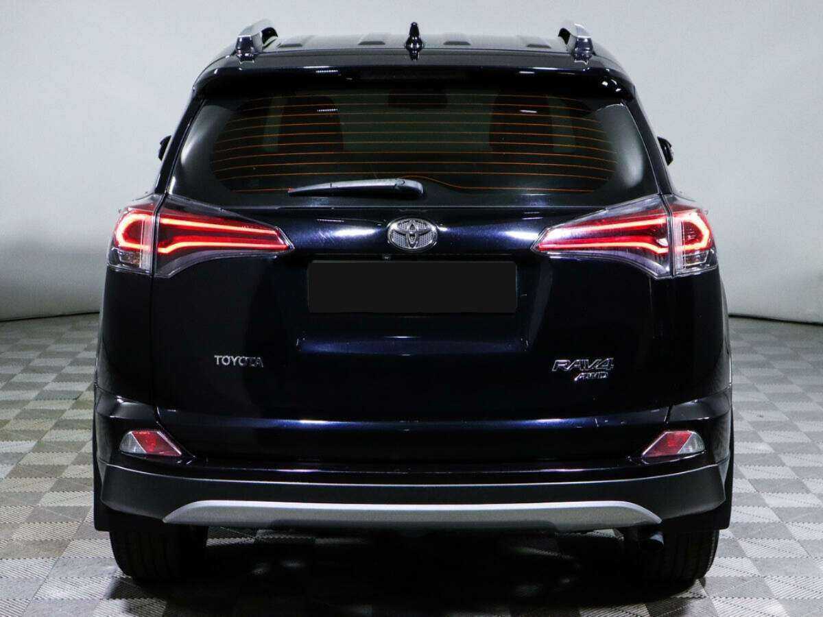 Toyota RAV4 2017 года с пробегом. Фото: #4