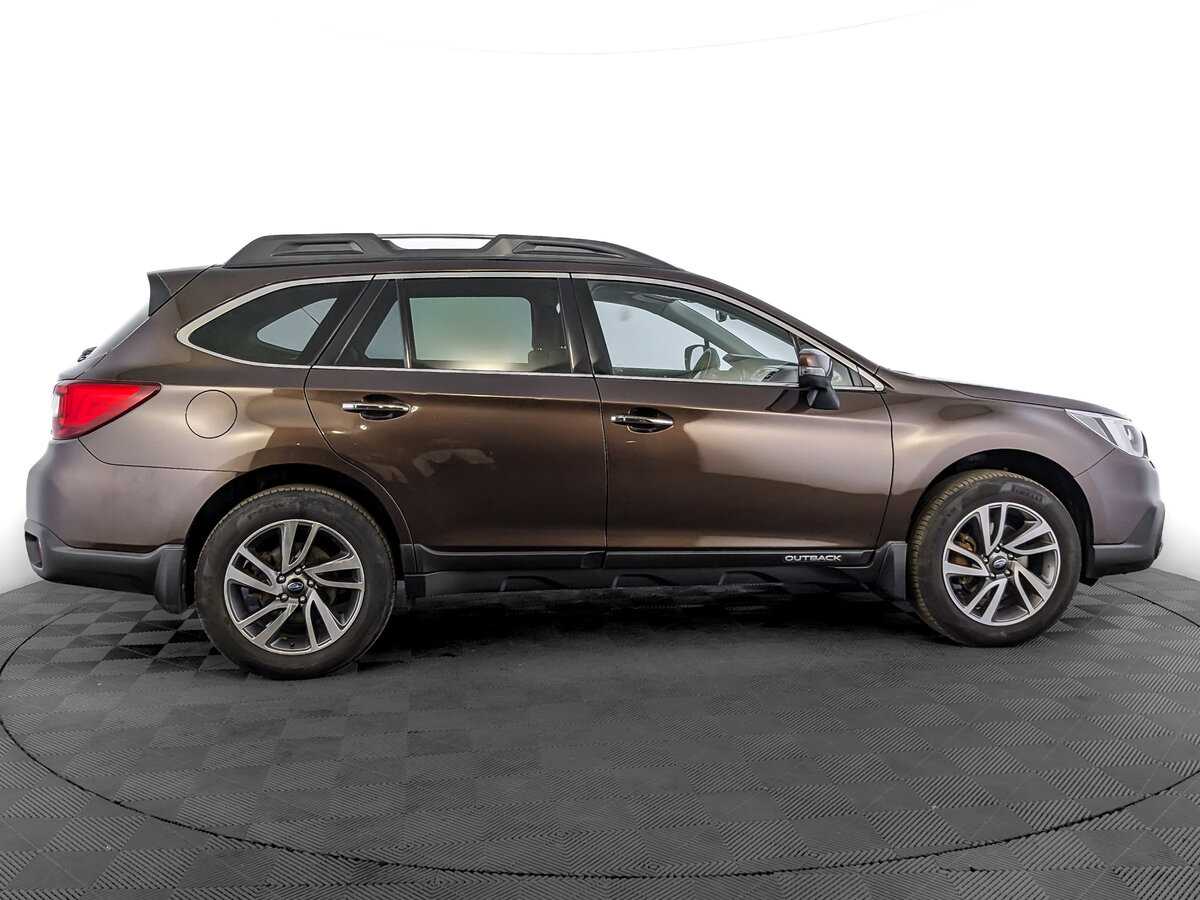 Subaru Outback 2017 года с пробегом. Фото: #3