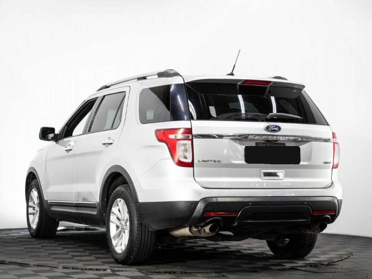 Ford Explorer 2013 года с пробегом. Фото: #5