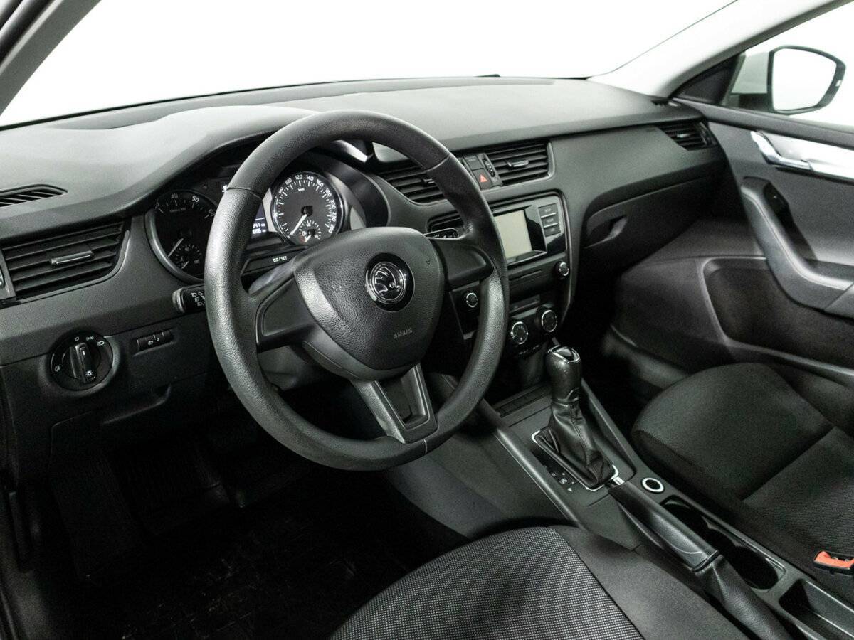 Skoda Octavia 2016 года с пробегом. Фото: #10