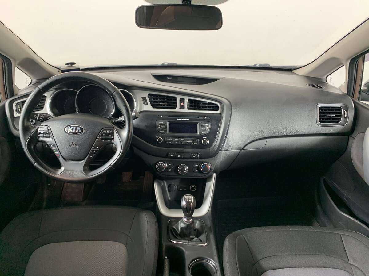 Kia Ceed 2014 года с пробегом. Фото: #9