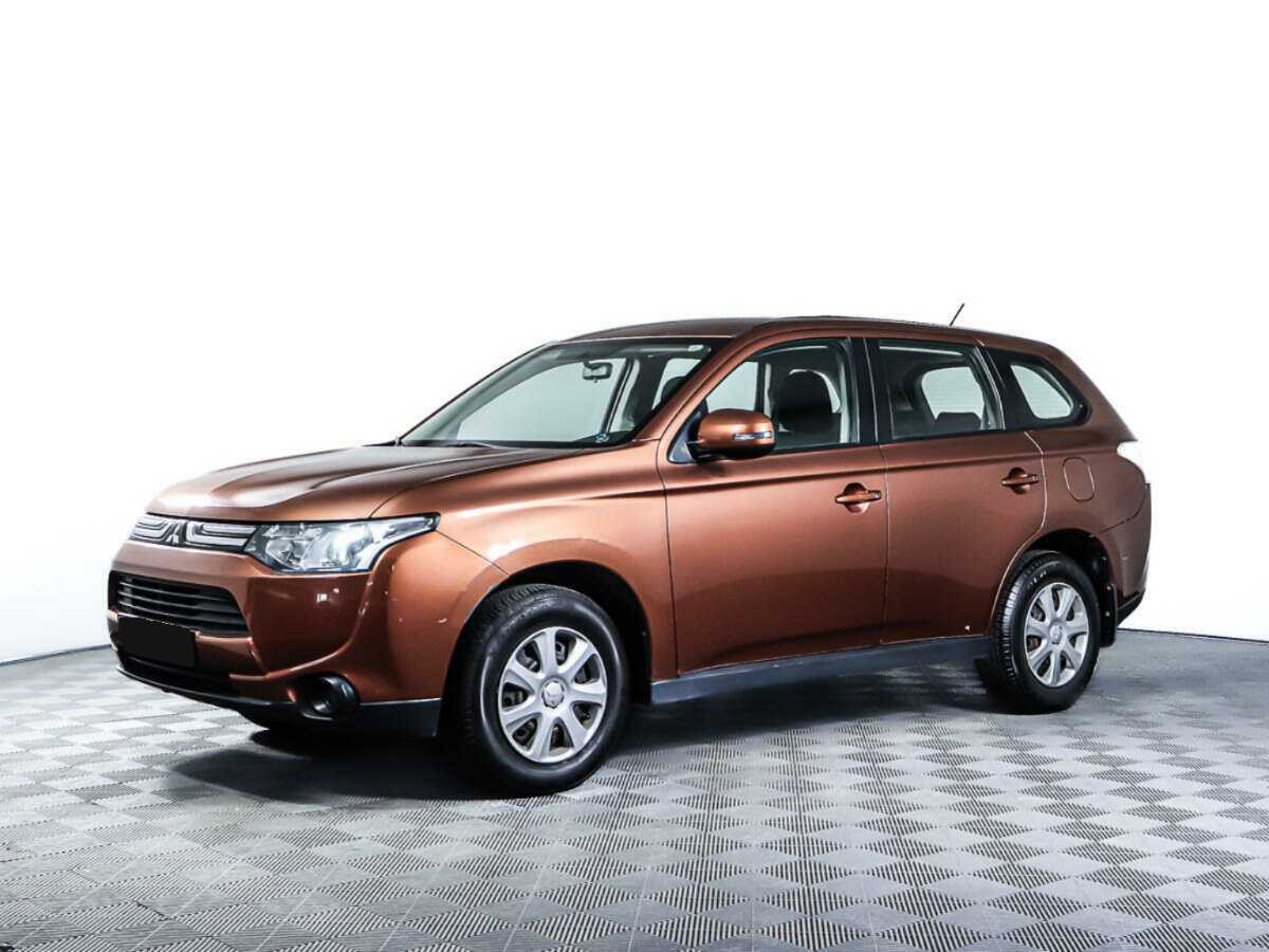 Mitsubishi Outlander 2012 года с пробегом. Посмотреть фото