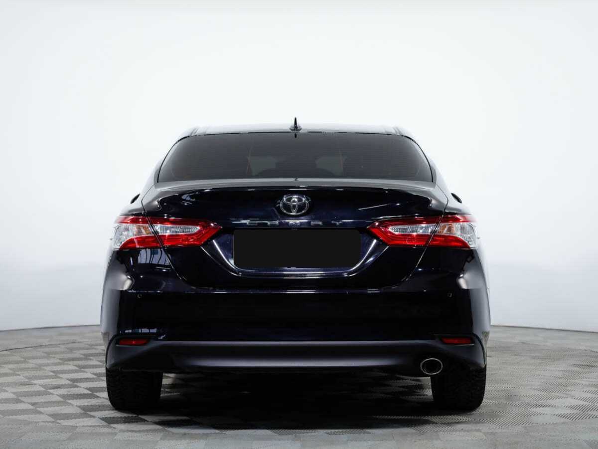 Toyota Camry 2020 года с пробегом. Фото: #3