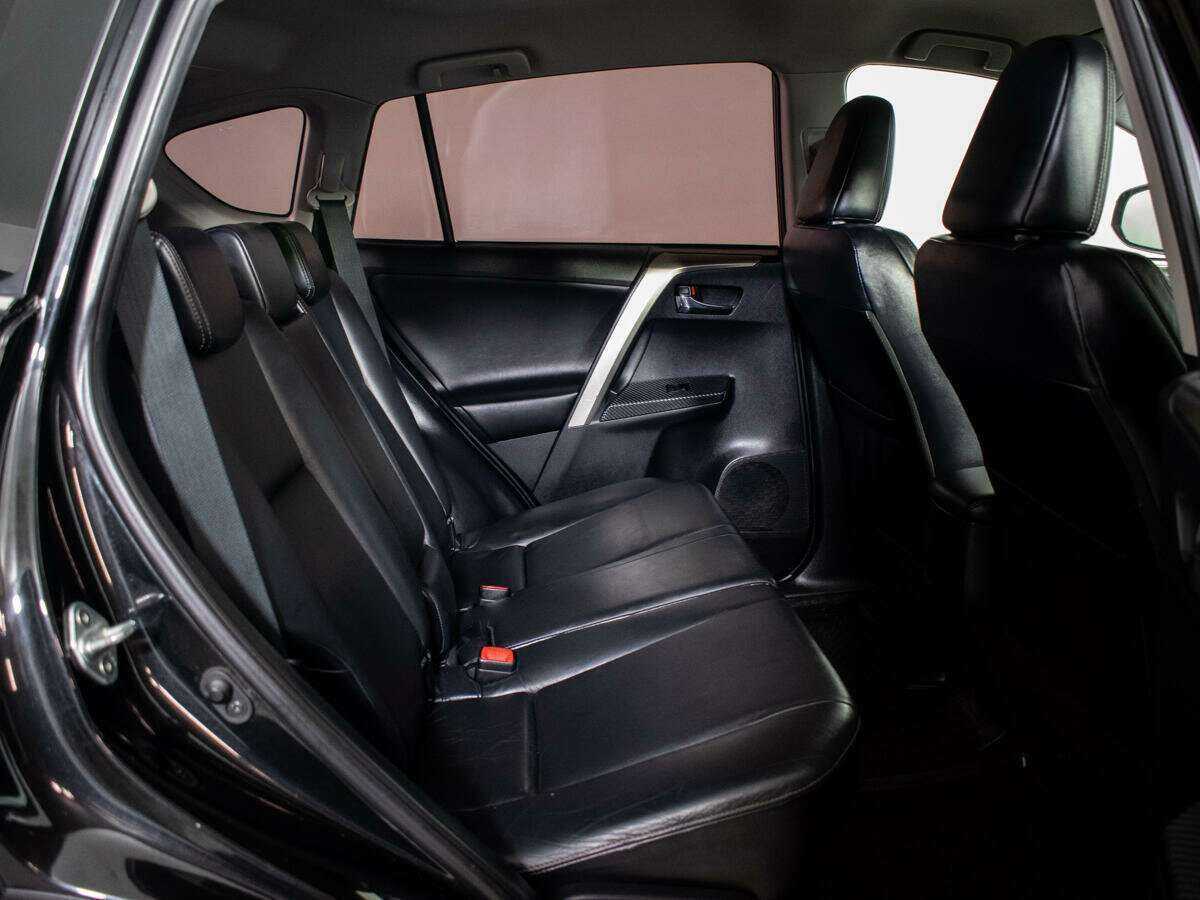 Toyota RAV4 2013 года с пробегом. Фото: #7