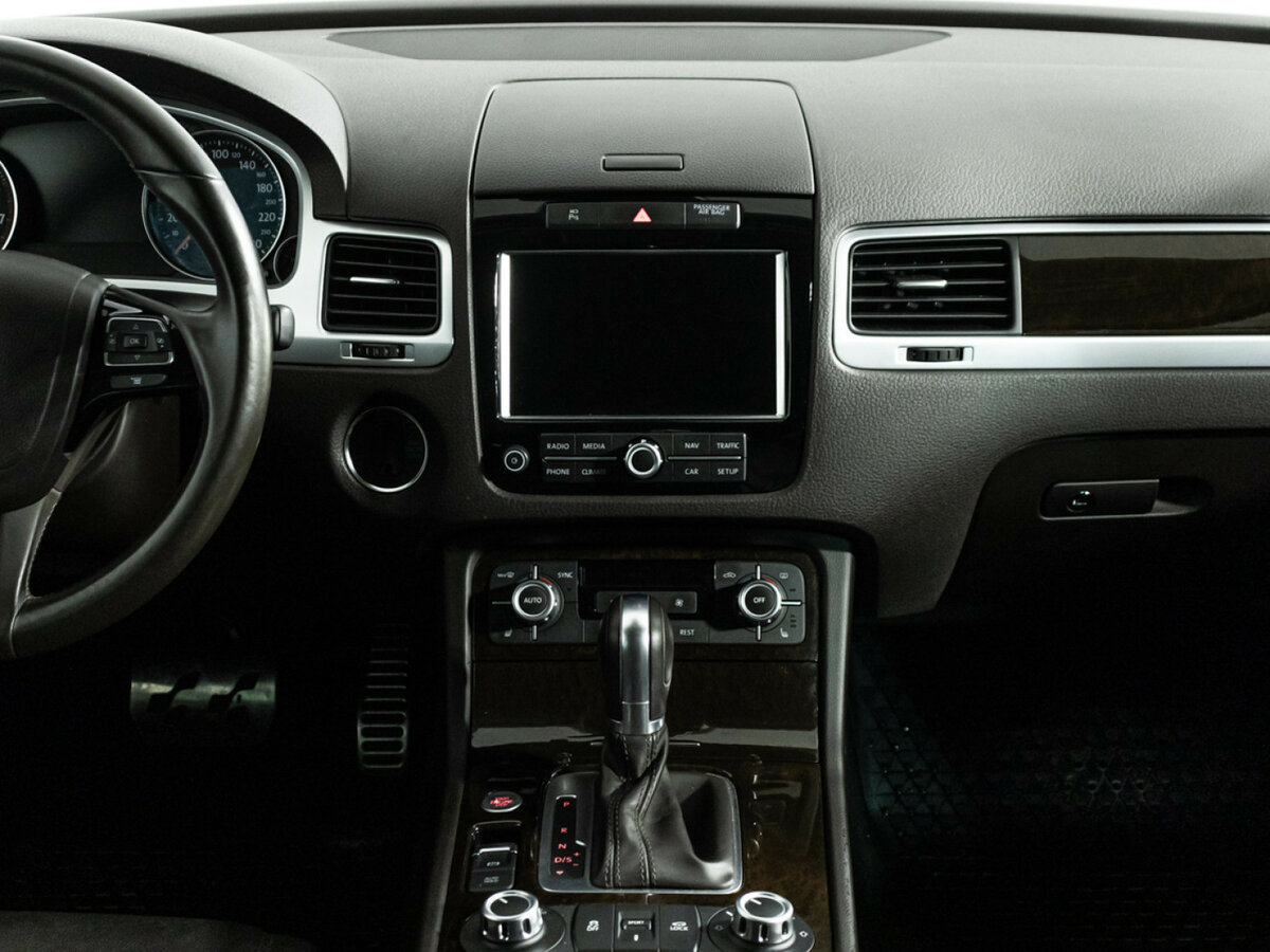 Volkswagen Touareg 2014 года с пробегом. Фото: #12