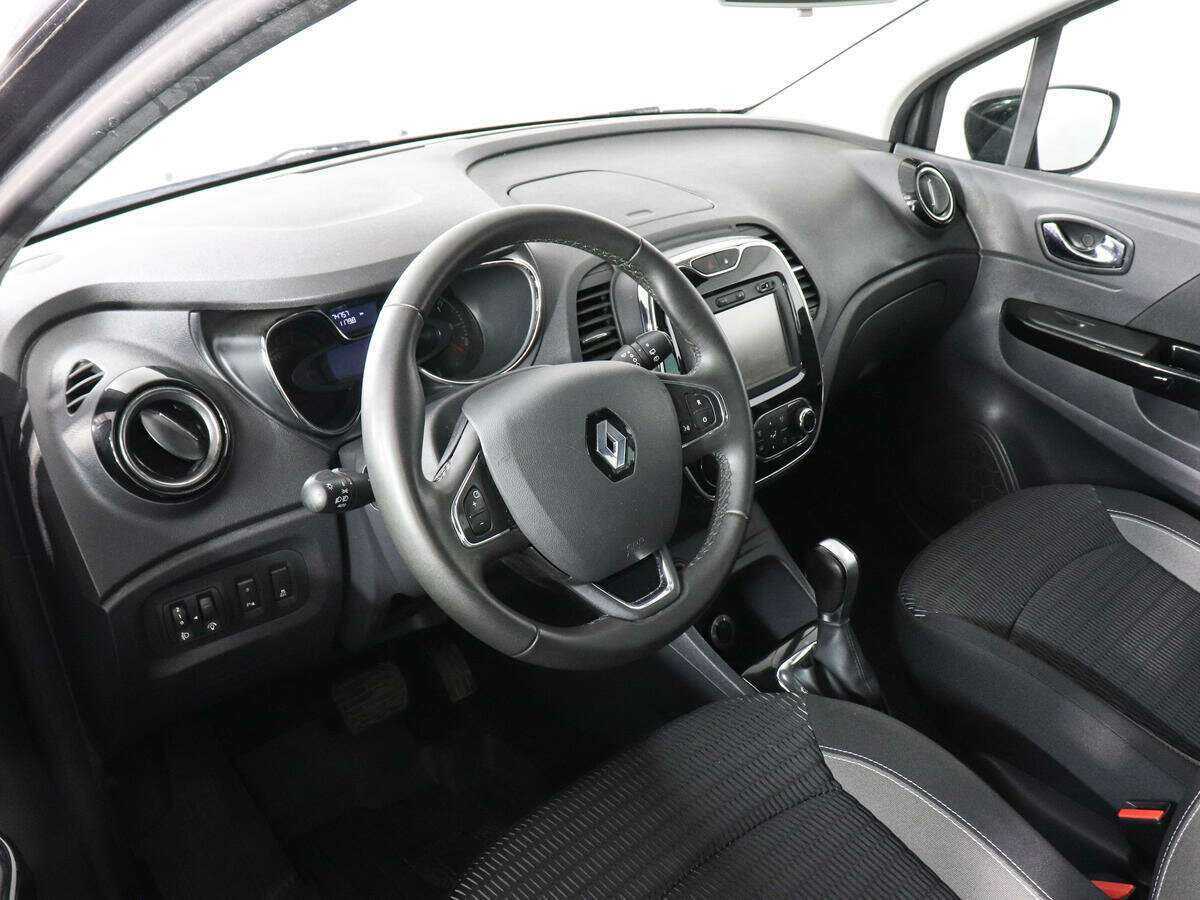 Renault Kaptur 2017 года с пробегом. Фото: #7
