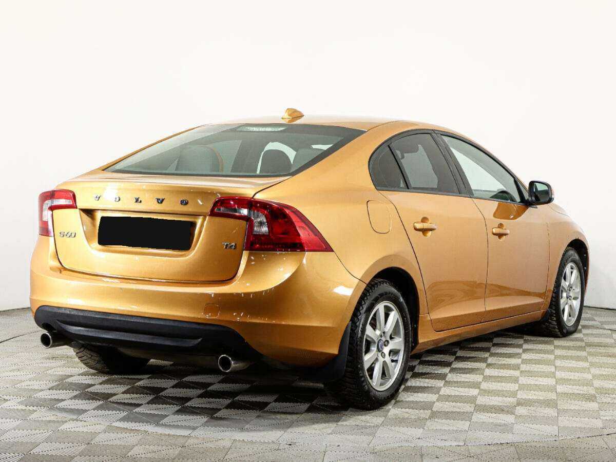 Volvo S60 2012 года с пробегом. Фото: #4