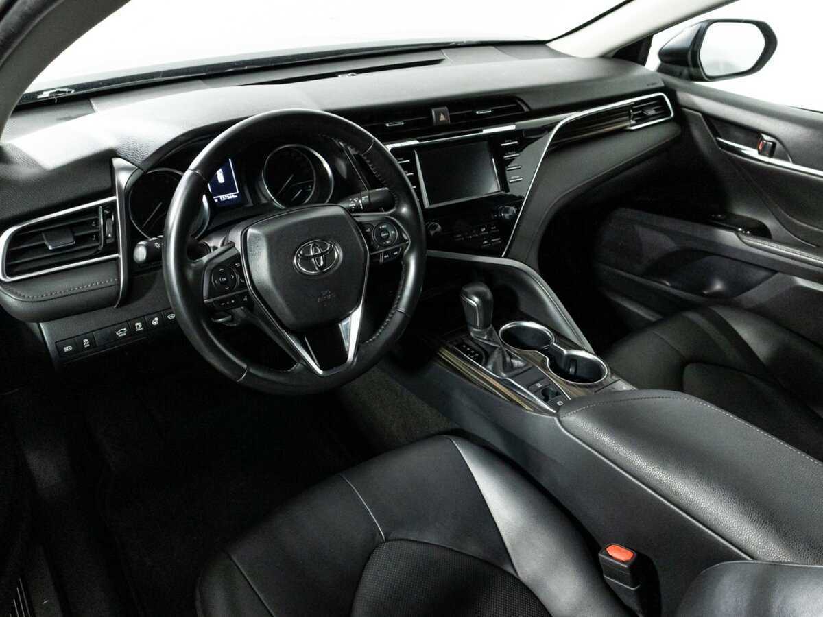 Toyota Camry 2019 года с пробегом. Фото: #10