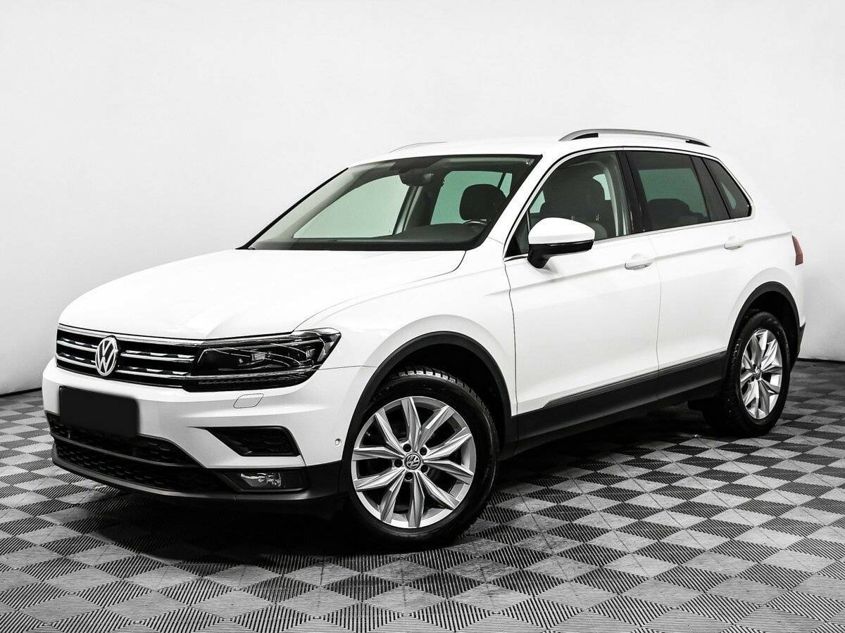 Volkswagen Tiguan 2018 года с пробегом. Посмотреть фото