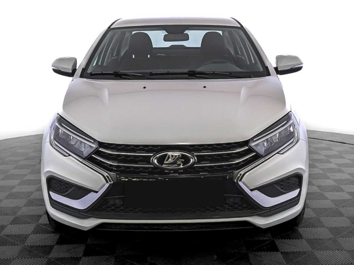 Lada (ВАЗ) Vesta 2023 года с пробегом. Фото: #1