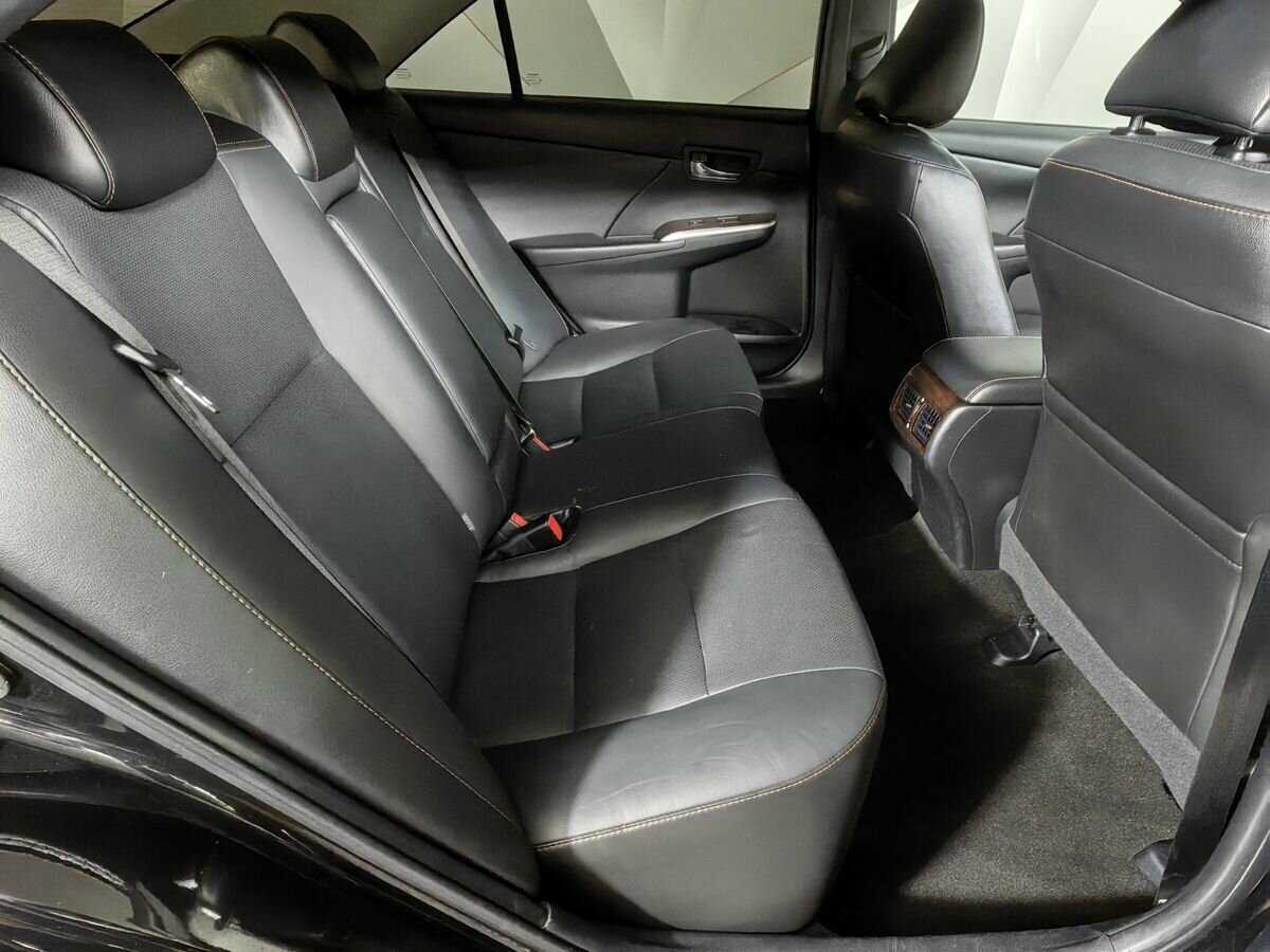 Toyota Camry 2015 года с пробегом. Фото: #11