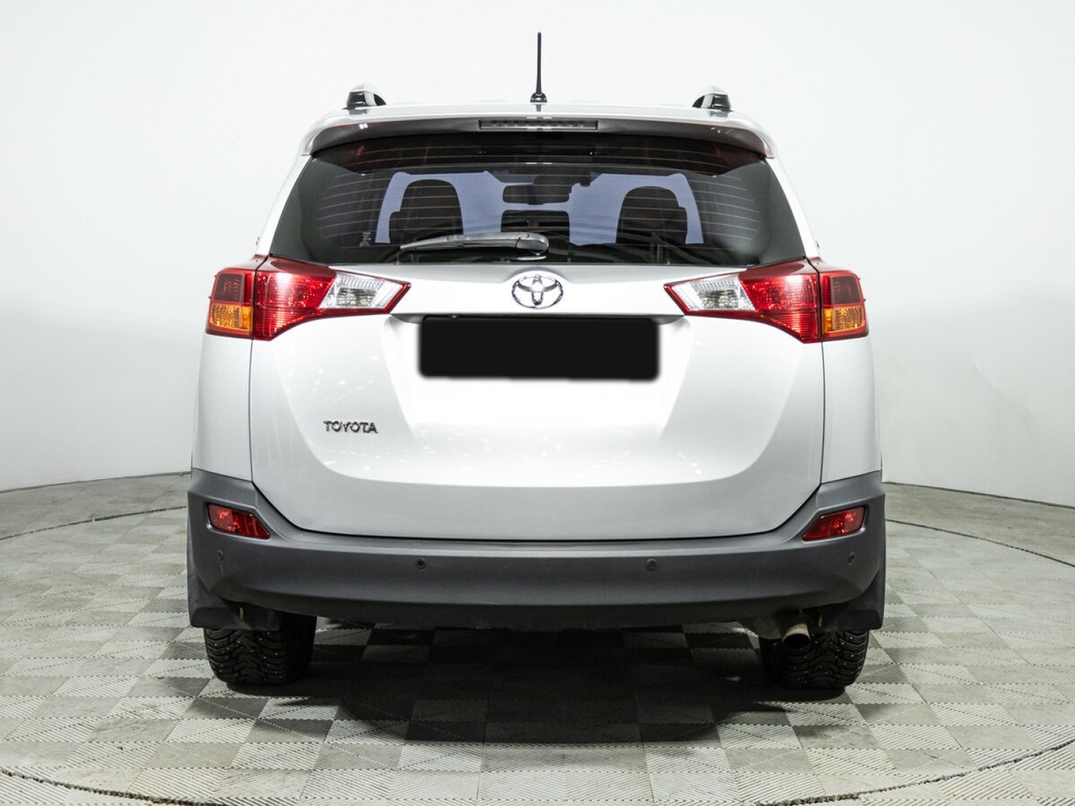 Toyota RAV4 2014 года с пробегом. Фото: #5