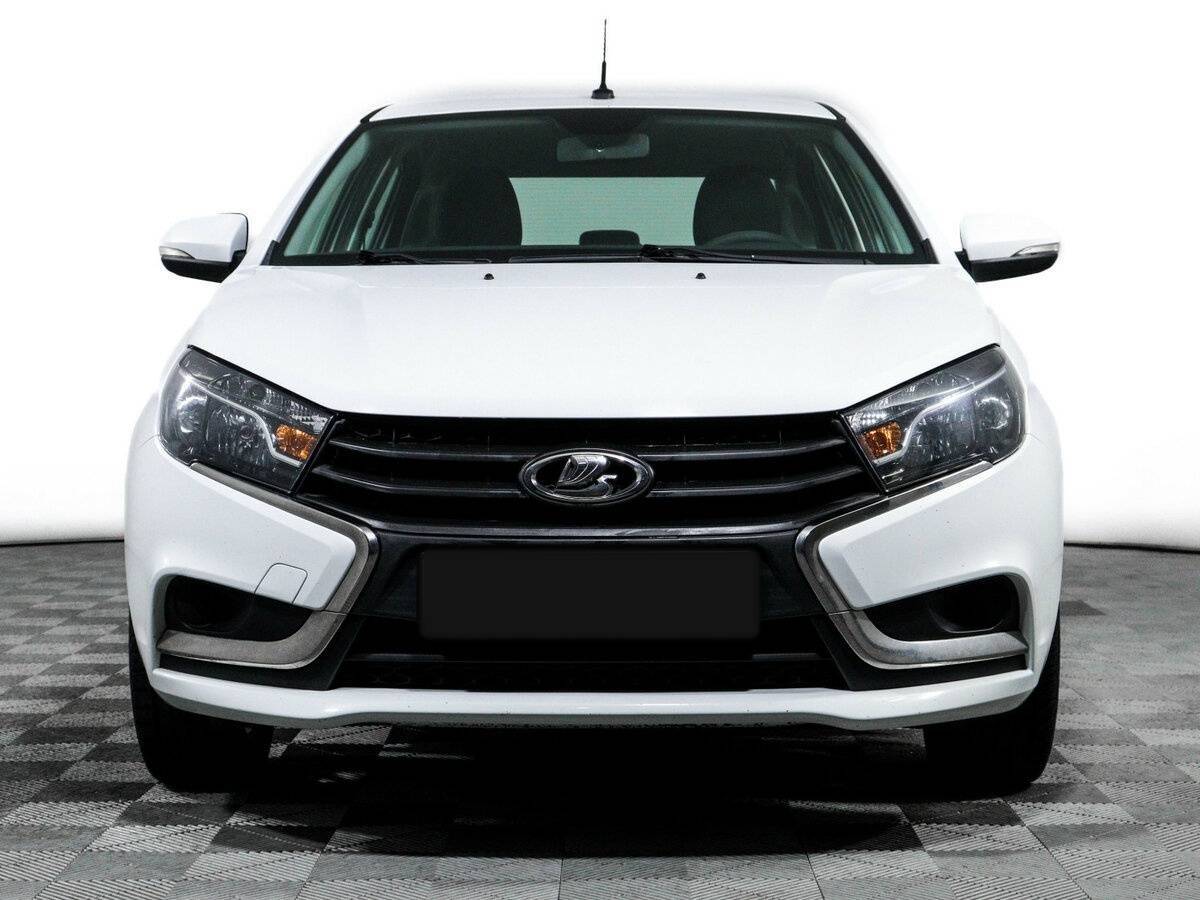 Lada (ВАЗ) Vesta 2018 года с пробегом. Фото: #1