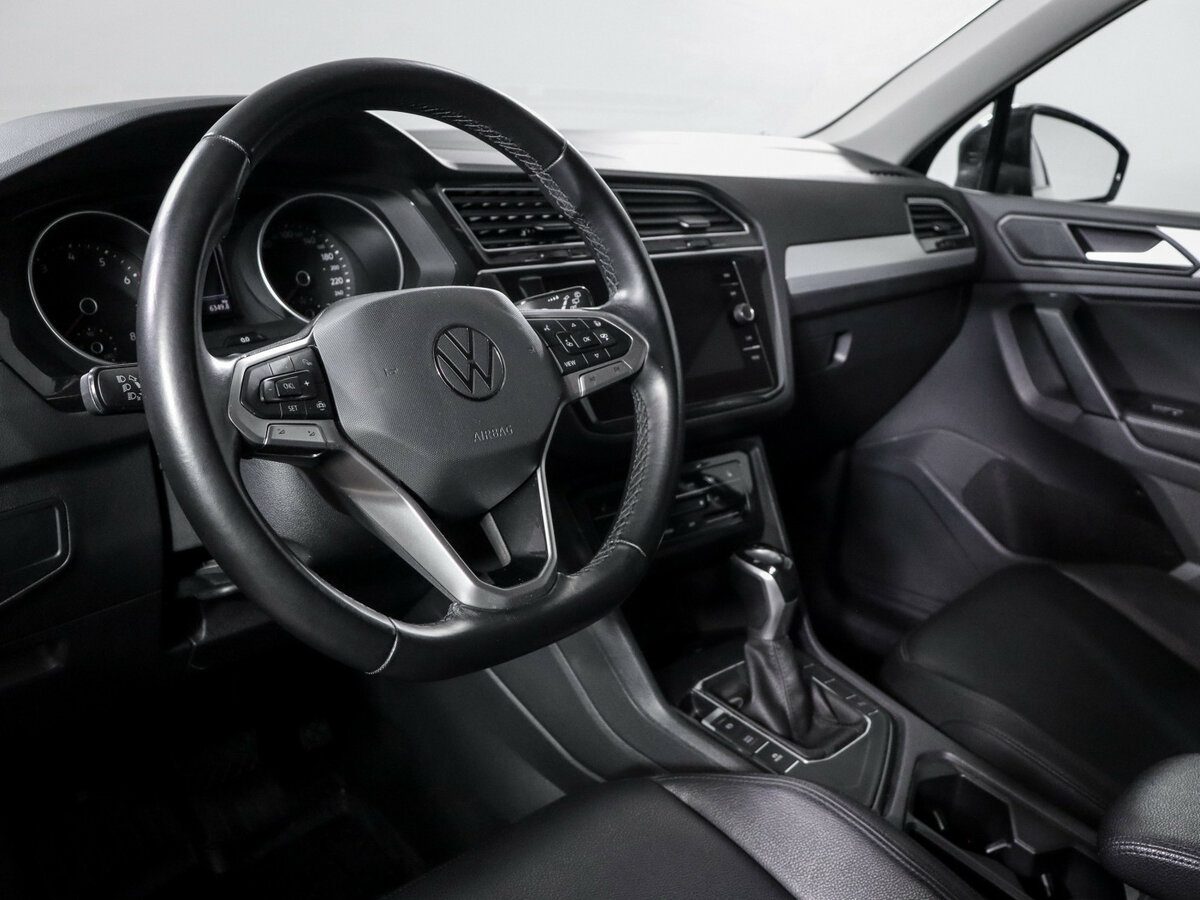 Volkswagen Tiguan 2020 года с пробегом. Фото: #12
