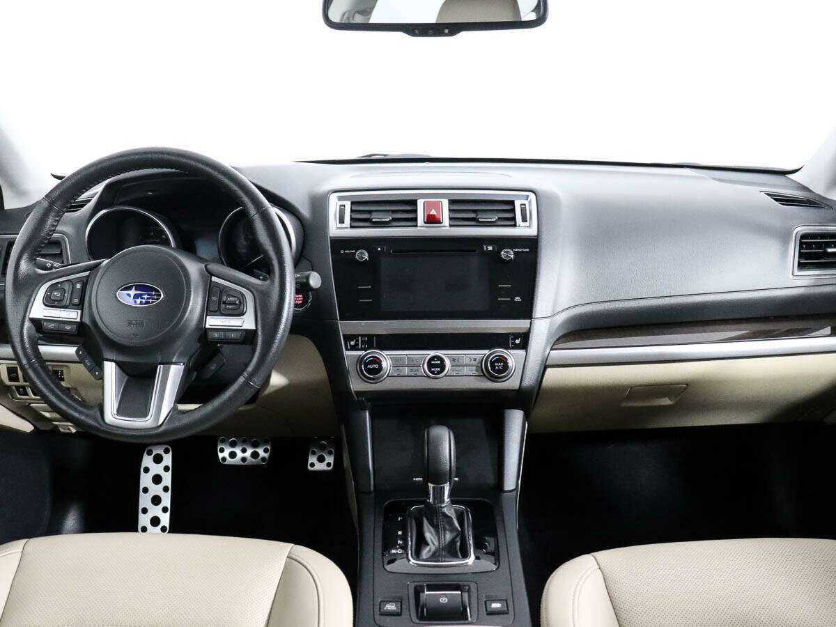 Subaru Outback 2017 года с пробегом. Фото: #10