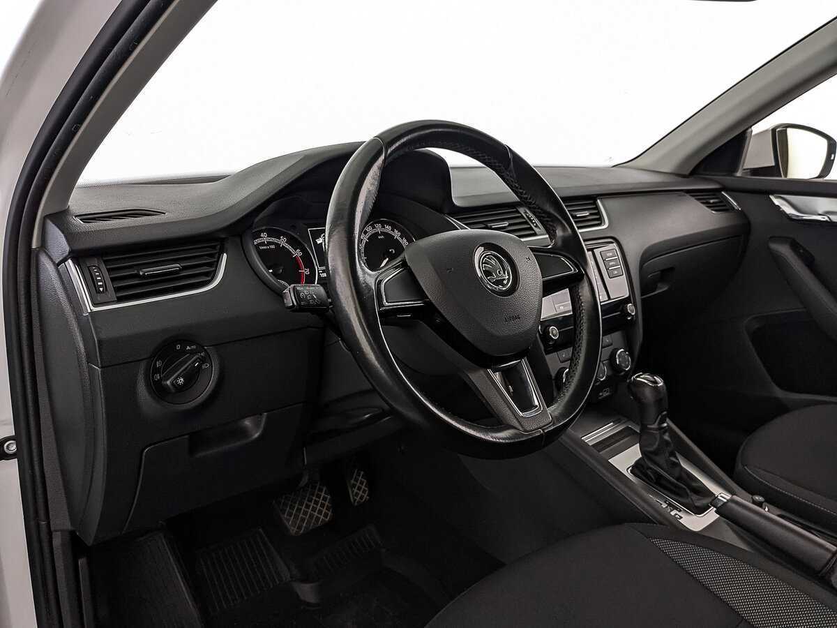 Skoda Octavia 2019 года с пробегом. Фото: #14