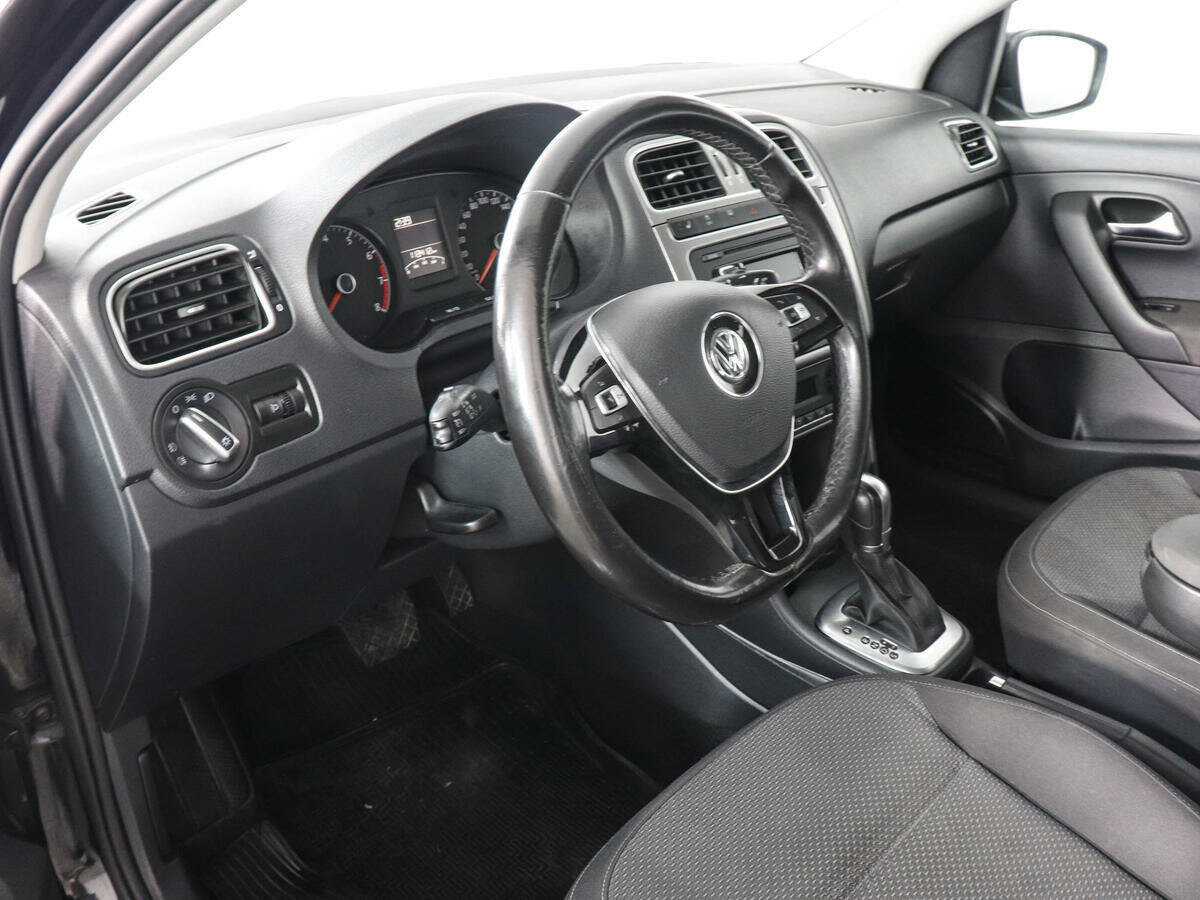 Volkswagen Polo 2017 года с пробегом. Фото: #4